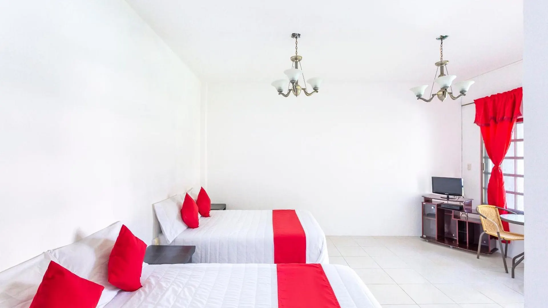 Oyo Hotel Rio Subteniente Lopez 3*,  Belize