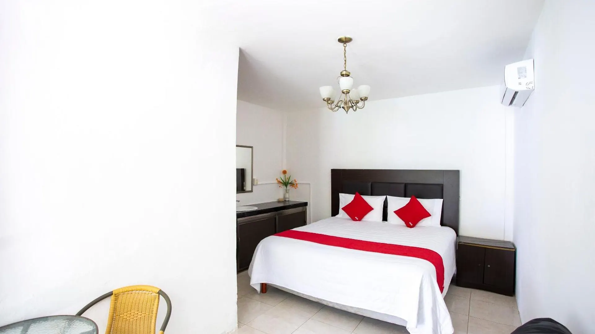 Oyo Hotel Rio Subteniente Lopez 3*,  بليز