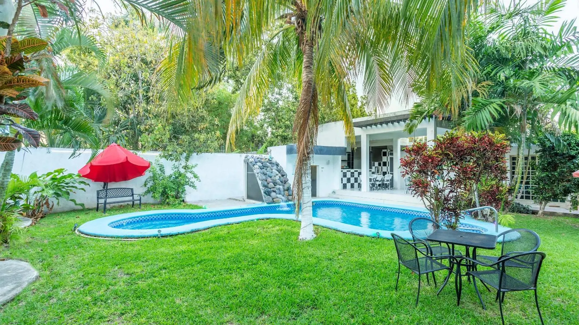 Oyo Hotel Rio Subteniente Lopez